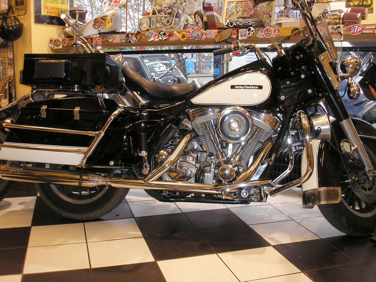 Harley-Davidson Electra Police